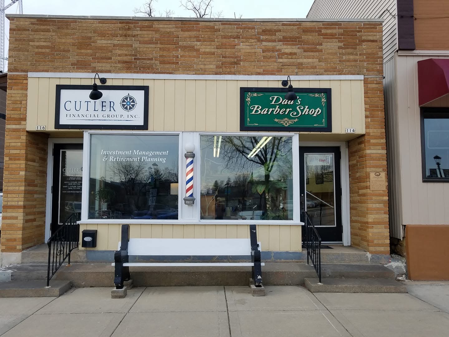 Dad's Barber & Hair Styling Shop